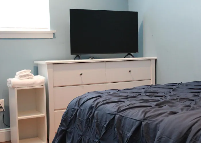 Cozy 3 Bedroom Min To National Mall Great Location And Free Parking