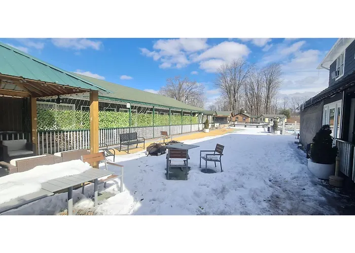 Werry'S Cottages Motel & Pub By Oyo East Stroudsburg Poconos