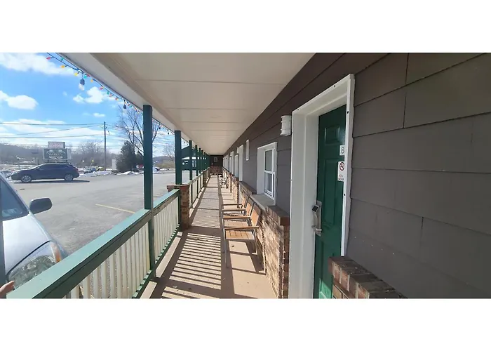 Werry'S Cottages Motel & Pub By Oyo East Stroudsburg Poconos