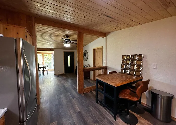 Cozy Cabin On Hiking Trailhead & Elk Preserve