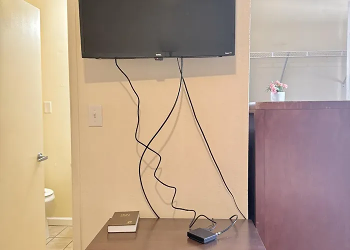 Best Budget Inn
