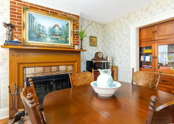 Briarstone Inn Unit 5