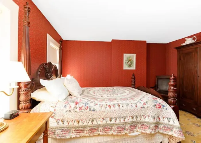 Briarstone Inn Unit 2