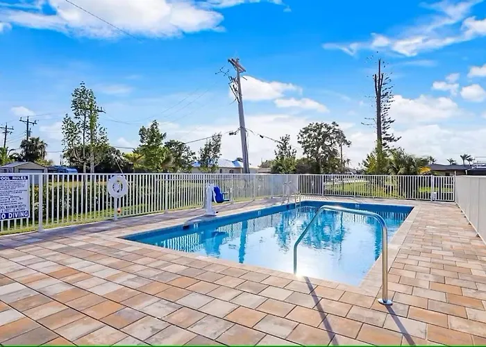 Gulf Access With Boat Slip, Heated Saltwater Pool, Dog-Friendly - Bacino Vista #207 - Roelens