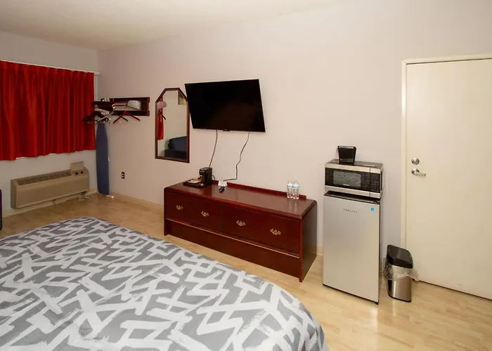 Scottish Inns & Suites - North Hershey