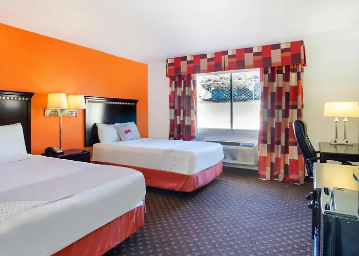 Travelodge By Wyndham Dodge City Ks