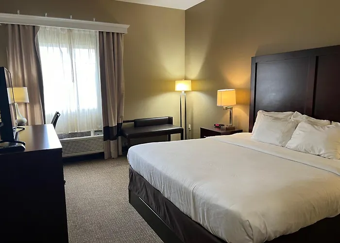 Days Inn & Suites By Wyndham Manheim Lebanon