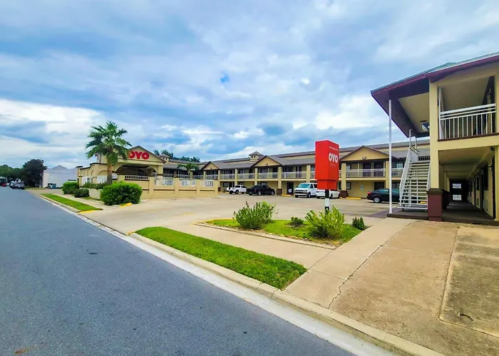 Oyo Hotel Mcallen Airport South
