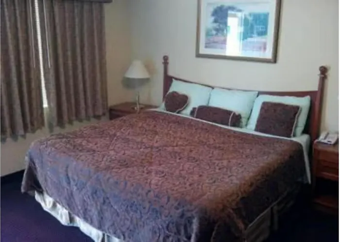 Western Inn