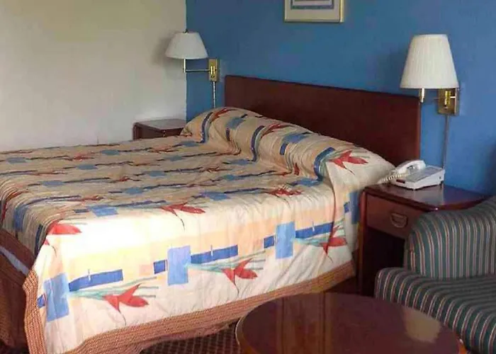 Super Inn & Suites By Oyo Milledgeville