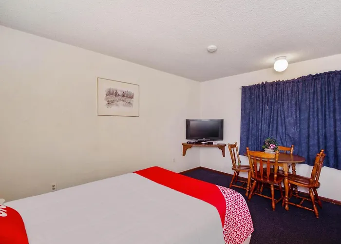 Oyo Hotel Cheyenne Wells - Us 40