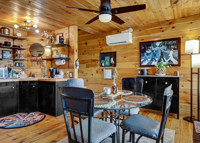Rock N Roll Lake Haus