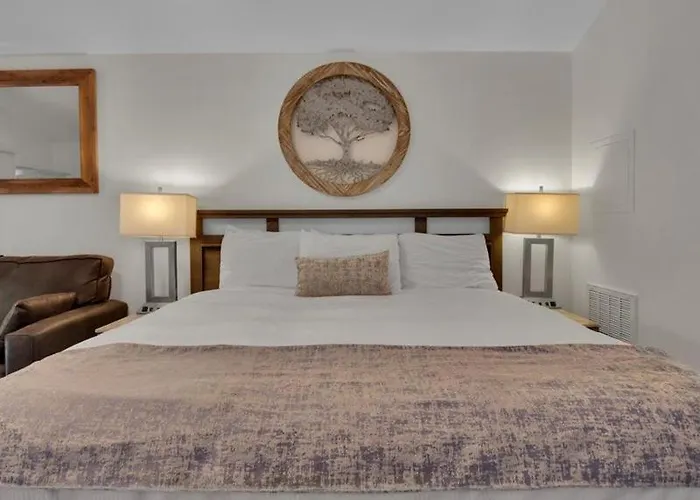 Beautiful Model Home With Breathtaking View