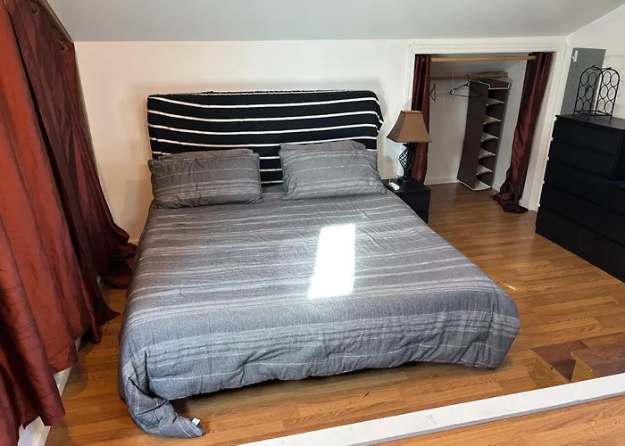 Amazing Large Private Studio Plus