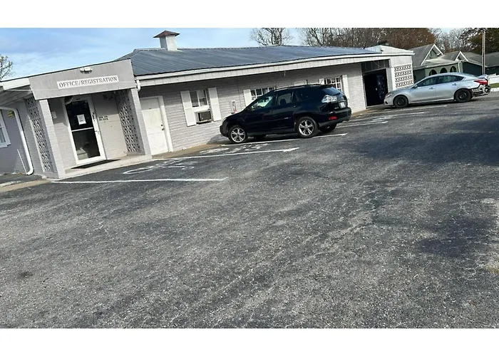 Tri-City Motel By Oyo Forest City Spindale