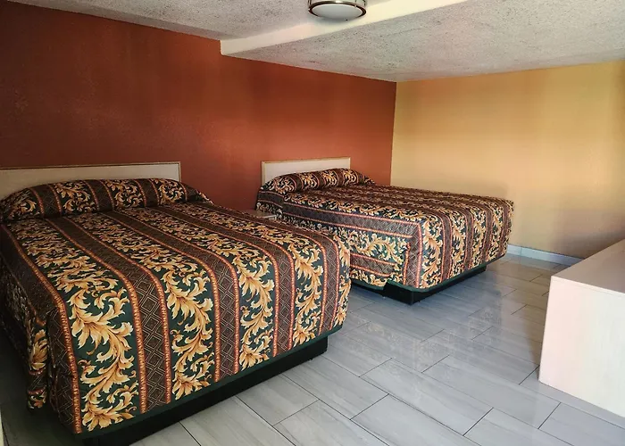 Two Palms Motel
