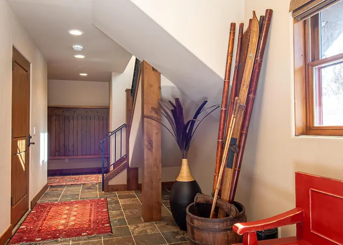 Skiview Townhome 1C