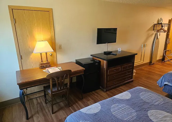 Broadway Inn Conference Center