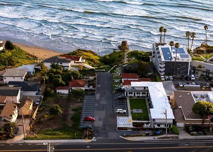 Tides Oceanview Inn And Cottages