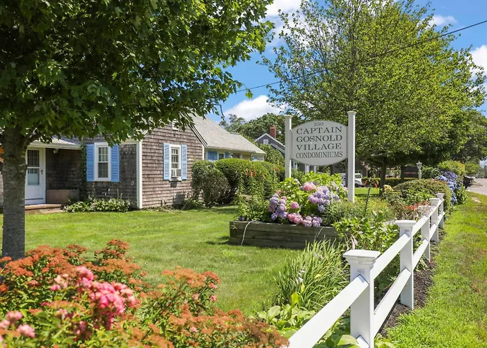 The Cottages At Captain Gosnold Village