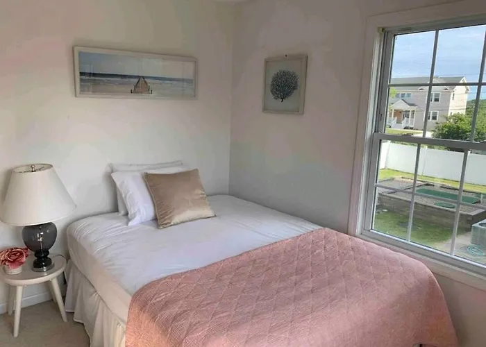 Townhouse A, Ocean Road, Point Judith