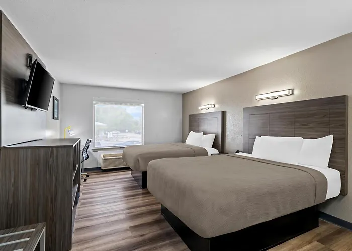 Quality Inn & Suites Biloxi - Ocean Springs