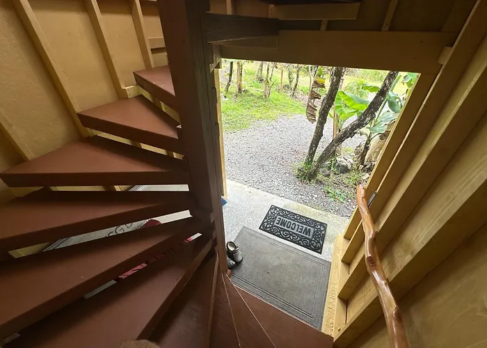 Volcano Eco Cabin & Eco Lodge