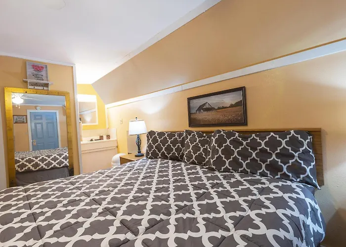 Parkside Motel By Oyo Meadville Conneaut Lake
