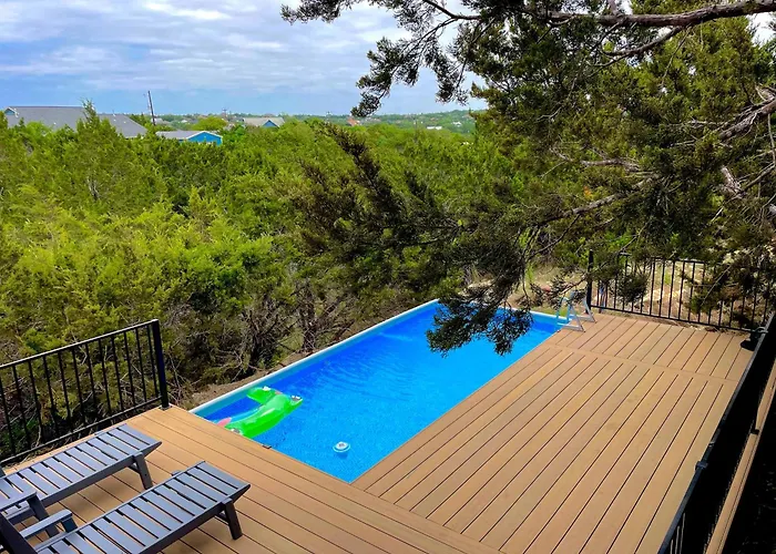 The Outlook - Spa And Deck Views Of Hill Country
