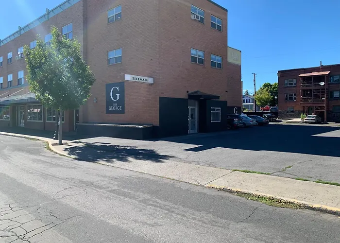 Modern Charm At The George 304