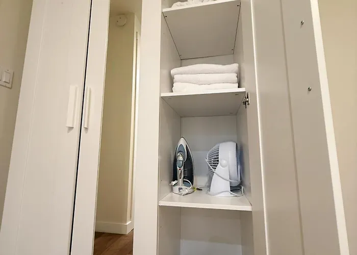 Deluxe Suite Near Microsoft