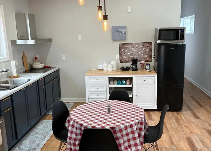 The Coastal Court Circle Apartment Sports Beach And Shopping