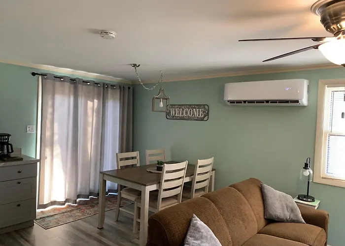 Surfside 13 - Cute Lakefront Condo!