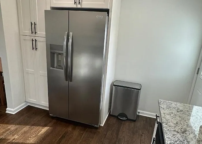 Renovated 2Br Dt Marietta Braves
