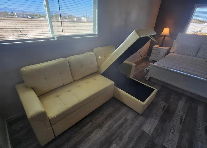 Sun Guesthouse B