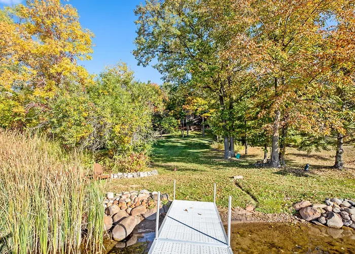 Loonstar Lodge