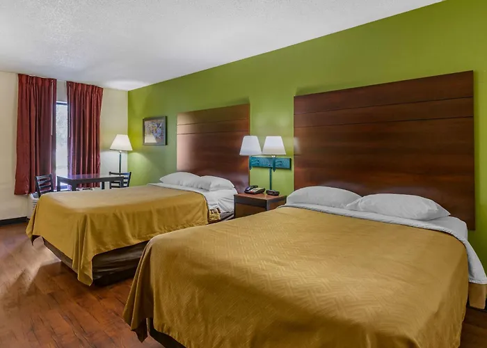 Econo Lodge Fayetteville I-95