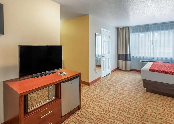 Comfort Inn Mount Shasta Area