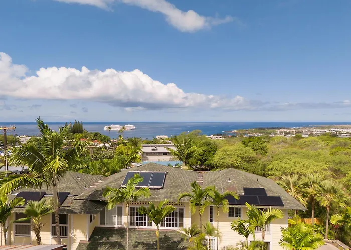 Kona Penthouse Retreat - Relaxed 2 Bd With Ocean Views
