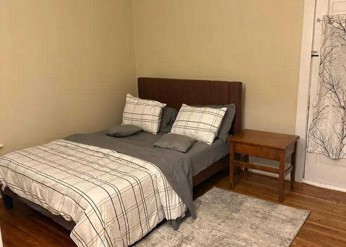 Gorgeous 3 Bedroom Lower Unit Home