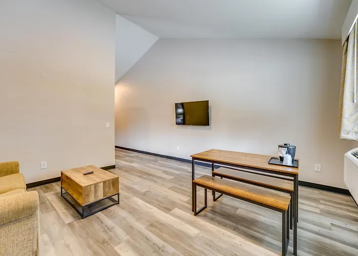 1 Mi To Lighthouse Beach: Port Huron Studio