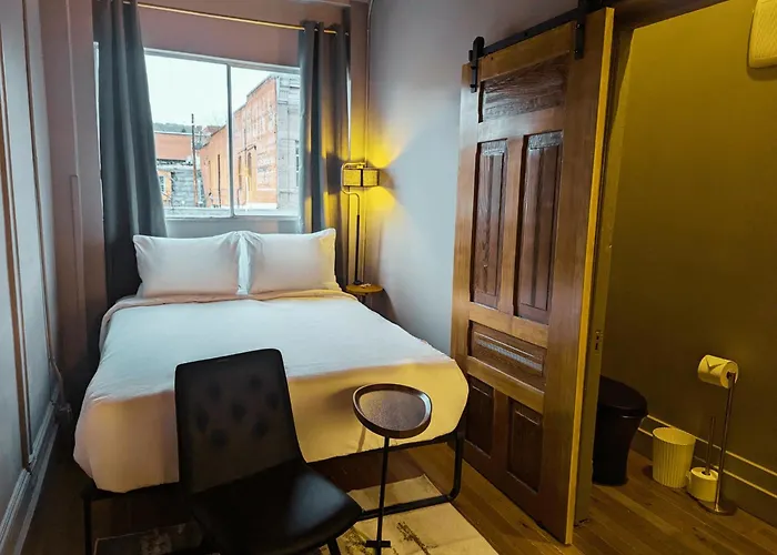 The Well Hotel & Taproom