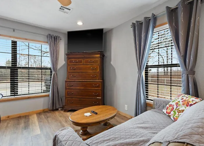 Cozy Hideaway In Denison Tx