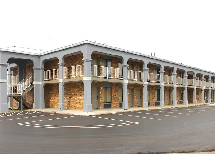 Econo Lodge Franklin South