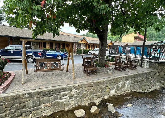 Marshall'S Creek Rest Motel