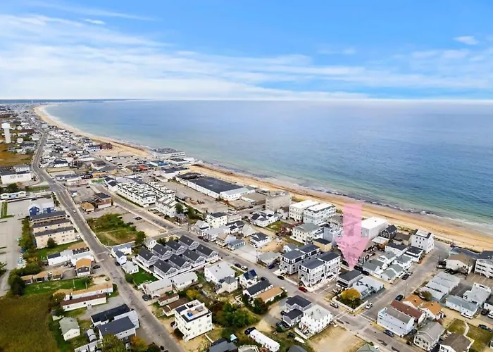 Addie Shack & Cammie Cabana Pet Friendly 10Pp