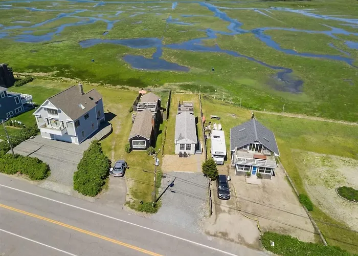 The Surf Ocean & Marsh Views Rooftop Deck