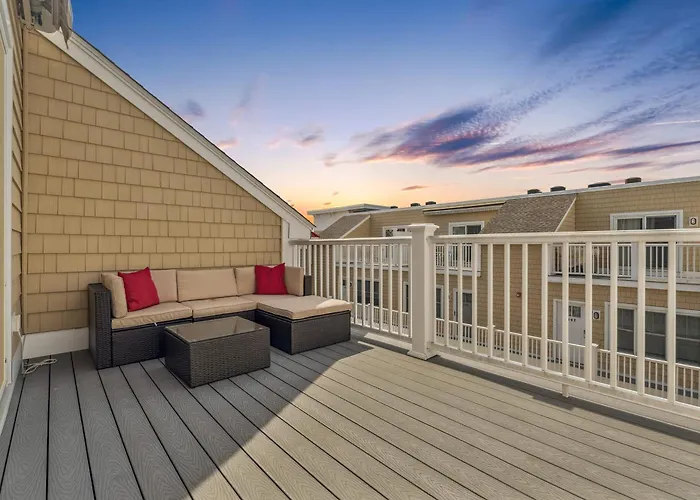 Ashworth Escape Balcony Steps To Beach Ac