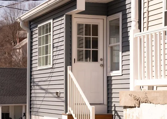 Fabulous 3Bdrm Home With Parking