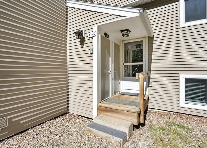 1-Bedroom Condo In Thornton